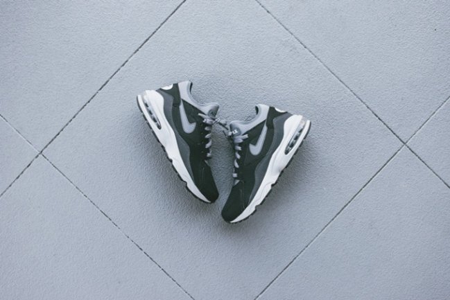 球鞋资讯,球鞋新闻,时尚杂  Nike Air Max 93 “Cool Grey” 酷灰配色曝光
