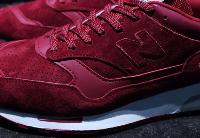 球鞋资讯,球鞋新闻,时尚杂  New Balance 1500 英产红色配色亮相