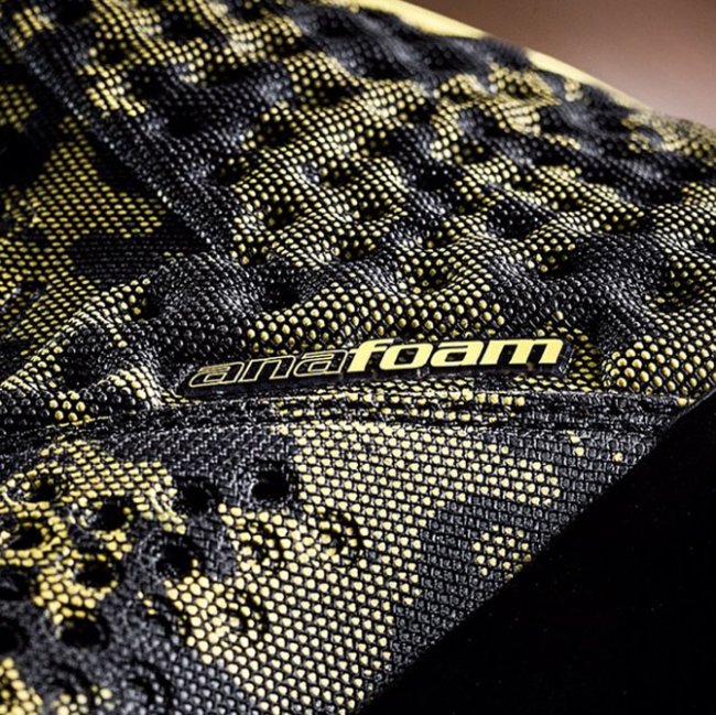 Under,Armour,Curry,One,正式发布  Under Armour Curry 1 正式发布