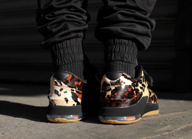 球鞋资讯,球鞋新闻,时尚杂  KD7 EXT "Longhorn State" 上脚实拍