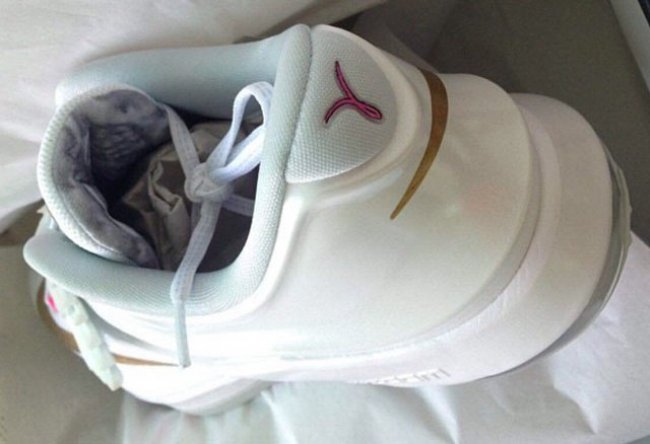 Nike,KD,7,Aunt,Pearl别注,实物 乳腺癌配色 KD7 “Aunt Pearl” 发售日期确定