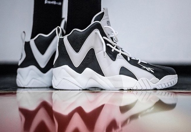 球鞋资讯,球鞋新闻,时尚杂  Packer Shoes x SNS x Reebok Kamikaze II “TOKEN38” 曝光