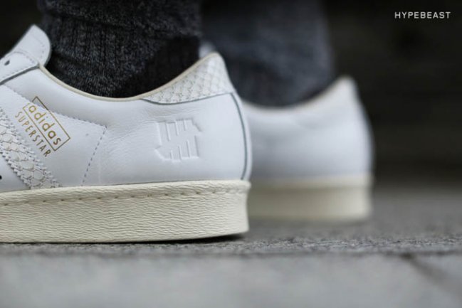 球鞋资讯,球鞋新闻,时尚杂  Undefeated x adidas Consortium Superstar 10 周年纪念款近赏