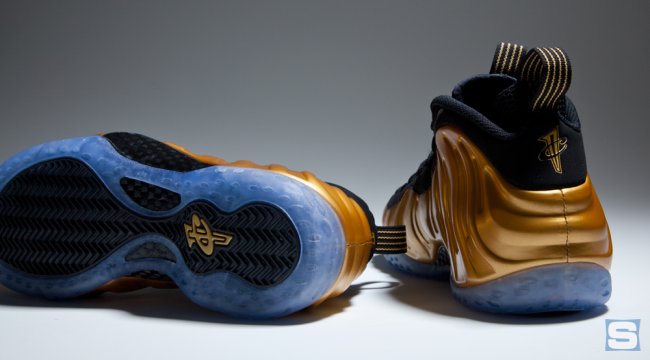 Nike,Air,Foamposite,One,金属金 314996-700 Nike Air Foamposite One 金喷高清图赏