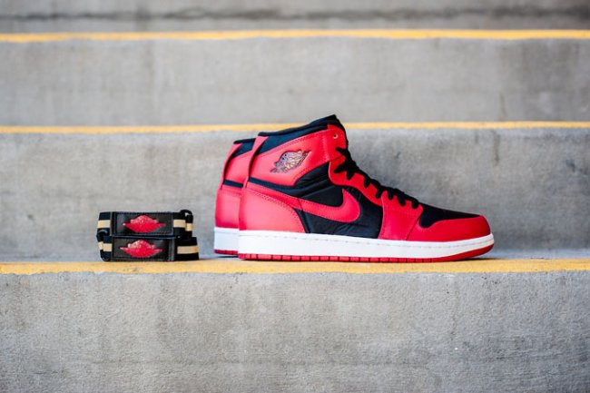 球鞋资讯,球鞋新闻,时尚杂 AJ1 Air Jordan 1 High Strap “Bred” 黑红近赏
