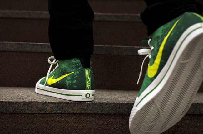 俄勒冈鸭队全新Nike,PE鞋款 Oregon Ducks 俄勒冈鸭队专属 Nike PE 鞋款亮相