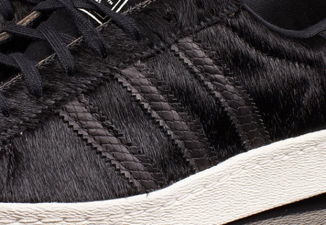 球鞋资讯,球鞋新闻,时尚杂  adidas Originals Superstar 80s 马毛鞋面亮相