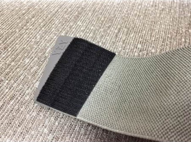 adidas,Yeezy,Boost,黑底样品 中国上海发售日期价格 adidas Yeezy 750 Boost 黑底样品更多曝光