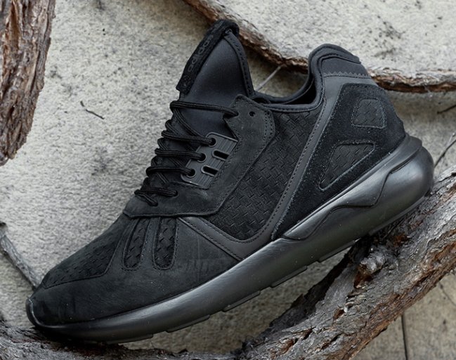 球鞋资讯,球鞋新闻,时尚杂  adidas Originals Tubular “Core Black” 全黑亮相
