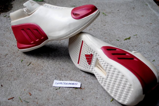 adidas,THE,KOBE,III,白红样品  adidas THE KOBE III 白红样品亮相 eBay