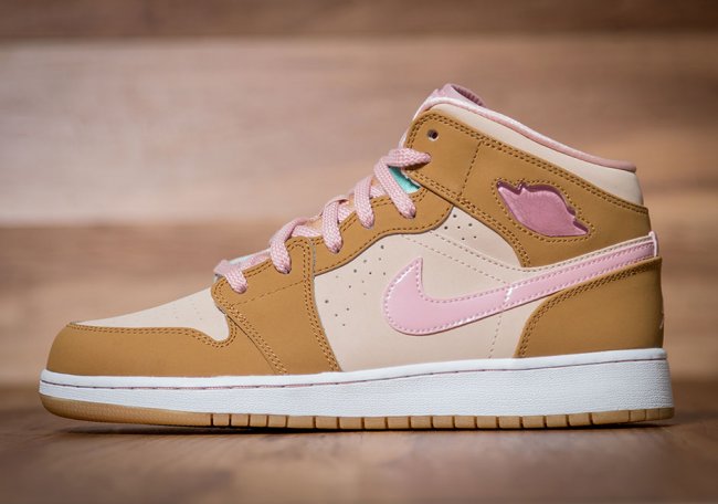 Air,Jordan,1,Mid,GS,罗拉兔别注 AJ1 Air Jordan 1 Mid GS "Lola Bunny" 罗拉兔发售信息