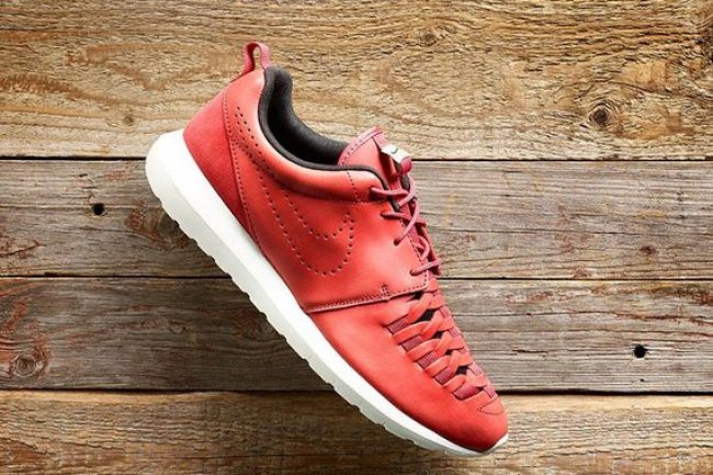 Nike,Roshe,Run,NM,Woven,泥砖红  Nike Roshe Run NM Woven 泥砖红配色现已发售
