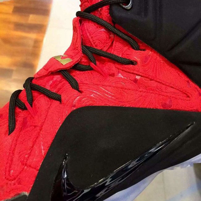 Nike,LeBron,12,EXT,红色花卉 LBJ12 LeBron 12 EXT 红色花卉实物曝光