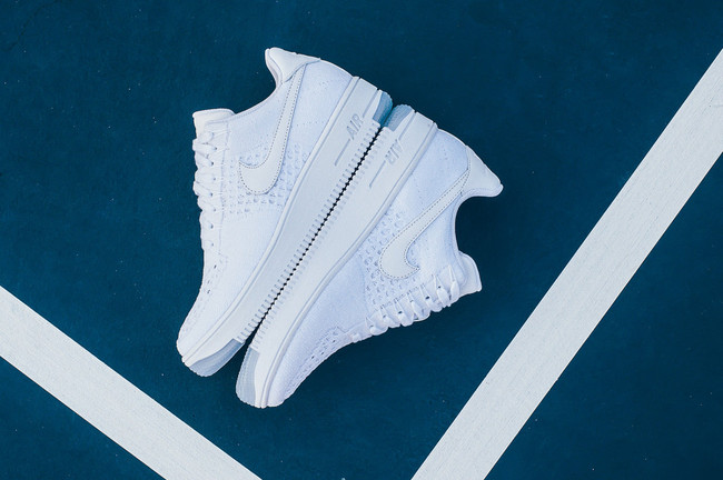 Air Force 1 Flyknit  经典革新，Nike Air Force 1 Flyknit Low 白黑双色欣赏