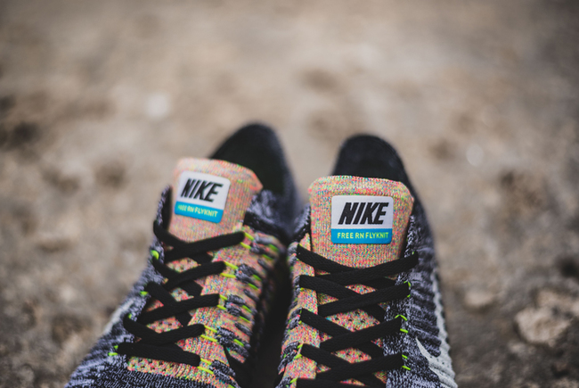 Nike,Free,Flyknit,“,Black,Hype 831069-004 Nike Free RN Flyknit “Black Hyper Punch” 实物图赏