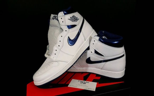 555088-106,AJ1 High OG,Air Jor 555088-106AJ1 首次复刻！Air Jordan 1 OG Retro High “Metallic Navy” 即将发售