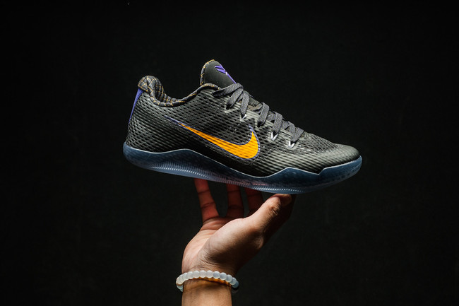 836183-015,Kobe 11 EM,Kobe 11 836183-015 浓厚的湖人气息，Kobe 11 EM “Carpe Diem” 美图近赏