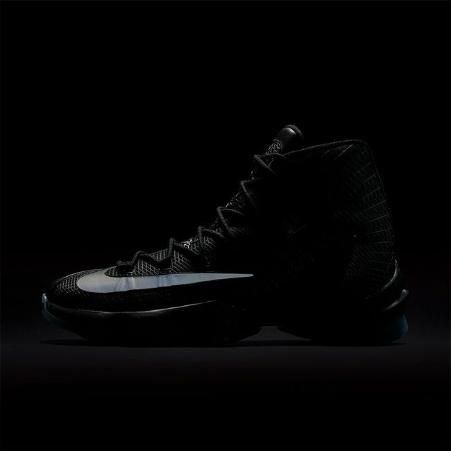 831923-001,LeBron 13 Elite,LBJ 831923-001LBJ13 LeBron 13 Elite “Ready to Battle” 发售信息