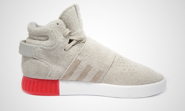 Tubular Invader Strap,Tubular,  7 月发售，平民版 Yeezy 750 Boost 现身