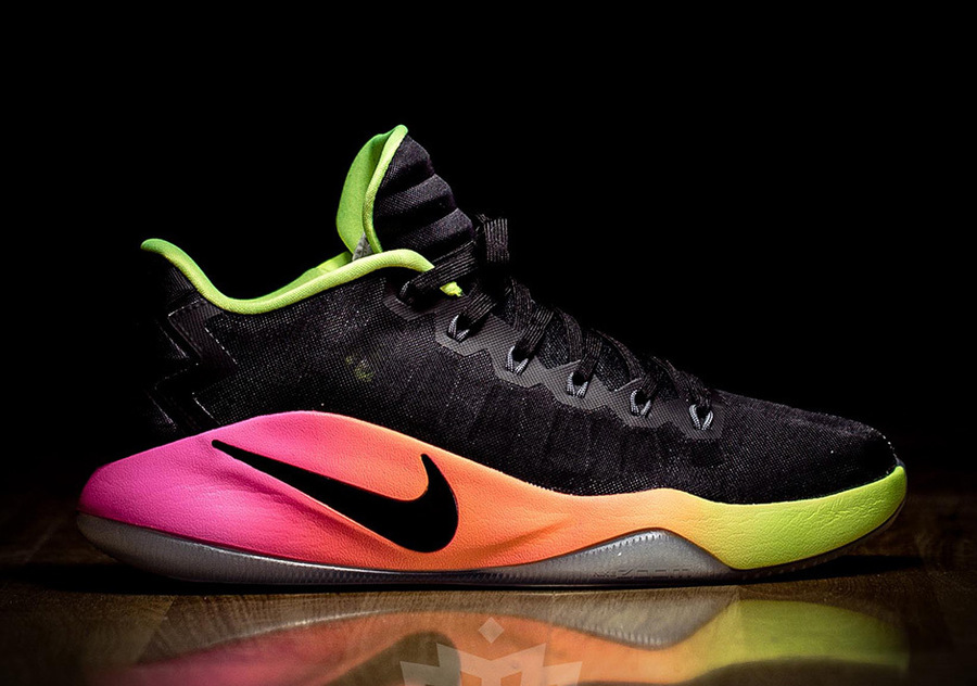 HD2016,Hyperdunk 2016,Nike  Nike Hyperdunk 2016 Low “Unlimited” 实物近赏