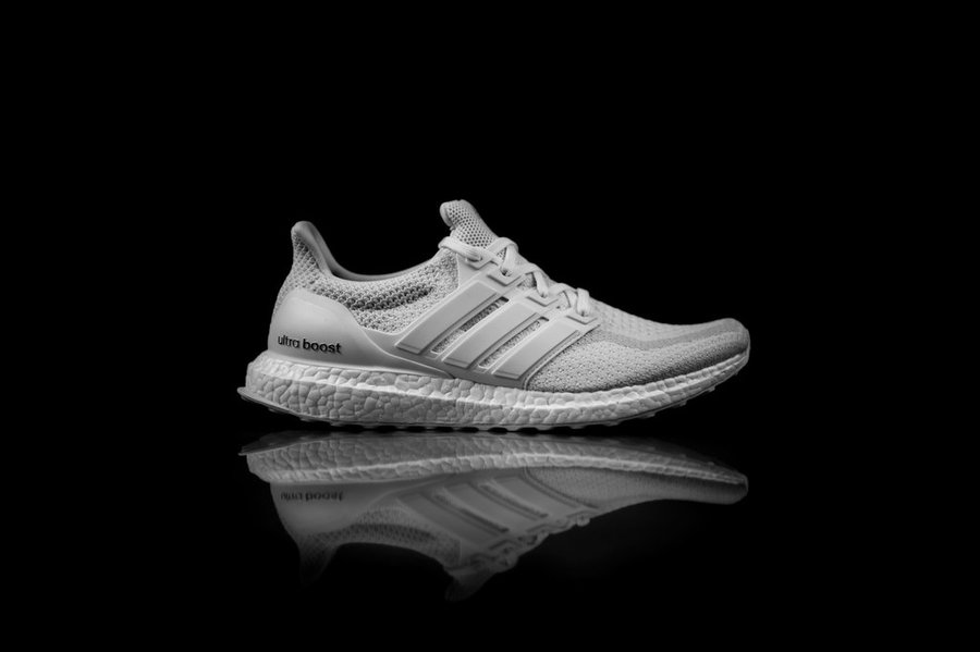 AQ5929,Ultra Boost  纯白配色 Ultra Boost “Triple White” 2.0 美图欣赏