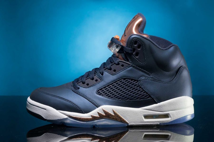 136027-416,AJ5,Air Jordan 5 136027-416AJ5 铜牌配色 Air Jordan 5 “Bronze” 将于 9 月底发售
