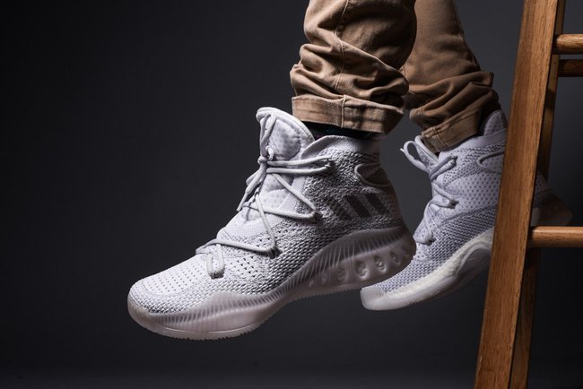 CrazyExplosive,Crazy Explosive  酷灰 adidas CrazyExplosive “Grey” 带来清爽活力