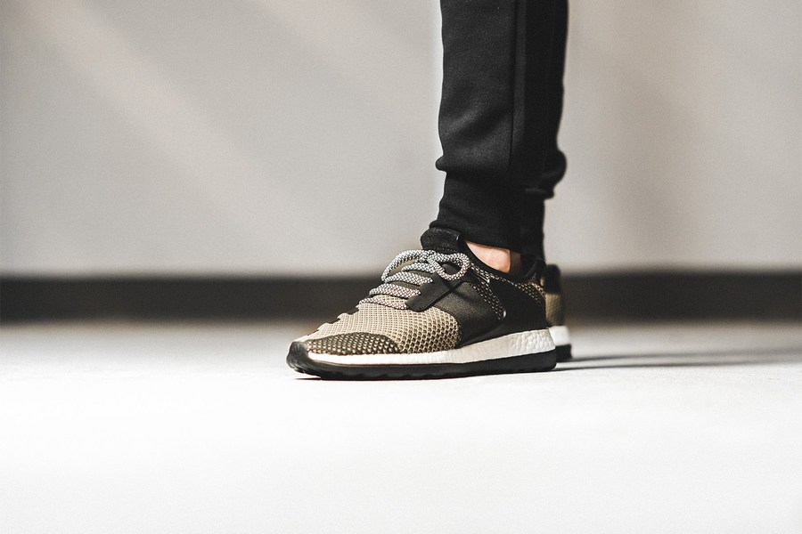 Pure Boost ZG,adidas  节奏感强烈，adidas ADO Pure Boost ZG 限量系列登场
