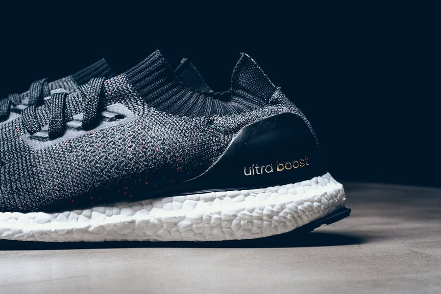 Ultra Boost Uncaged,Ultra Boos BB4486 专柜已上架，黑白百搭的 Ultra Boost Uncaged 已经发售